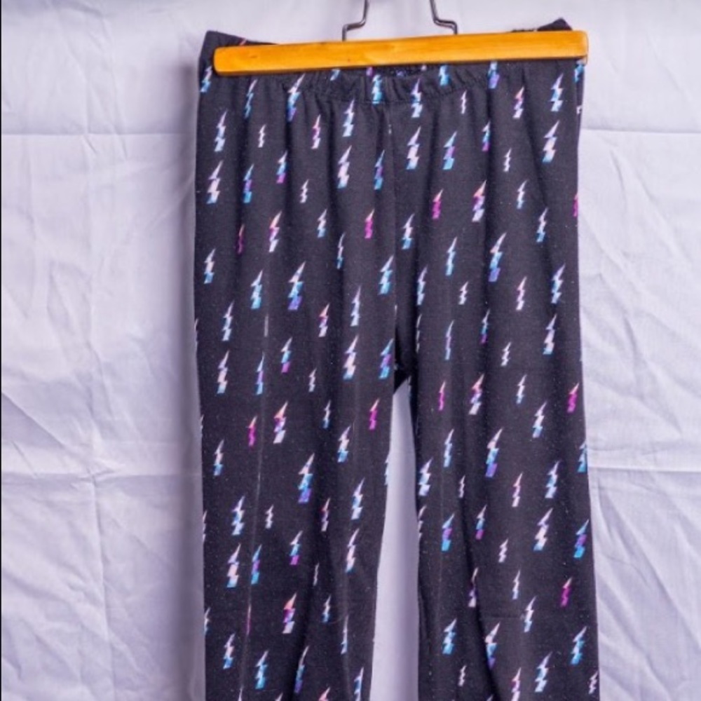 Lightening bolt leggings
